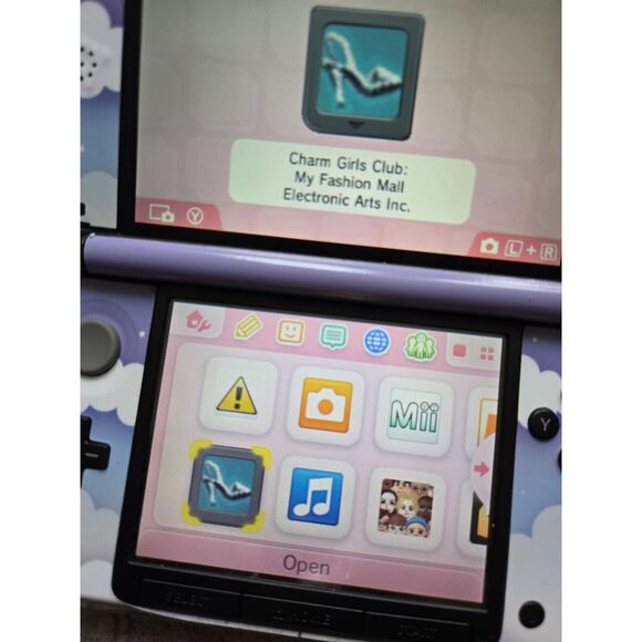 Charm Girls Club My Fashion Mall + My Spanish Coach + Margot's Word Brain DS Lot - Picture 4 of 4